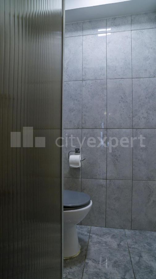 Central Apartment With Garage Novi Sad Ngoại thất bức ảnh